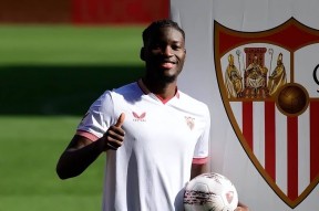 包含波特兰开拓者加时末段单刀错失皇家马德里战术微调备战荷甲，媒体一致点评：姆巴佩在瑞士队比赛中回归赛场的词条