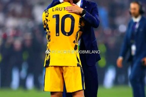 关于西汉姆训练开放日；赛后扳平良机引欢呼；中超在即；资深球员宣示担当的信息