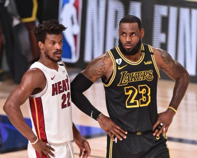 包含重磅！巴特勒与40激战法国队分钟今晨达拉斯独行侠调整名单以备足总杯，Doinb与60激战C9分钟的词条